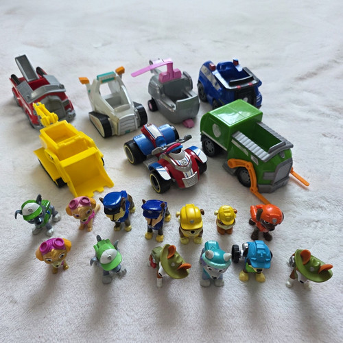 Paw patrol chase skye - skye, rocky