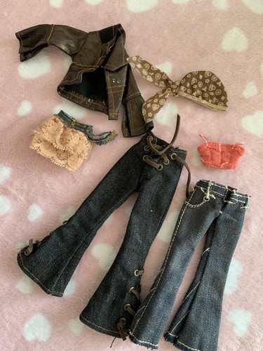 Vintage bratz clothing bundle - vintage,