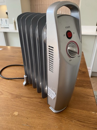 Portable indoor oil - indoor, heater