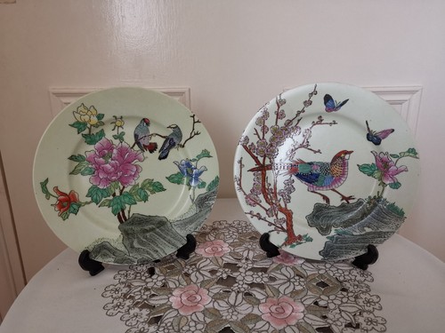 Two antique plates flowers - two,