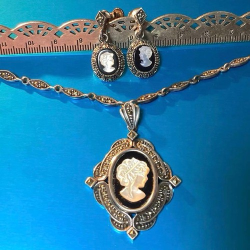 Onyx mother pearl cameo - onyx,,