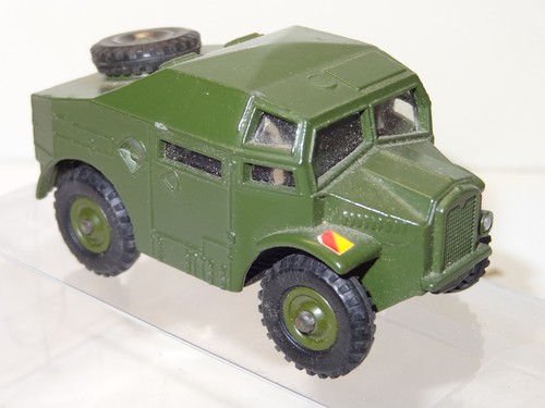 Dinky 688 military field - dinky,