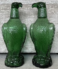 2 Eagle Vintage Green Glass Bottle Decanter Plus Shot Glass (head)