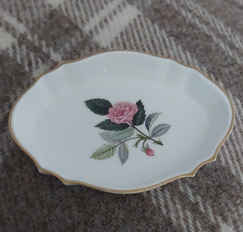 Wedgwood hathaway rose plate - wedgwood,