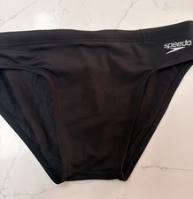 Men’s Boy’s swimmers swim