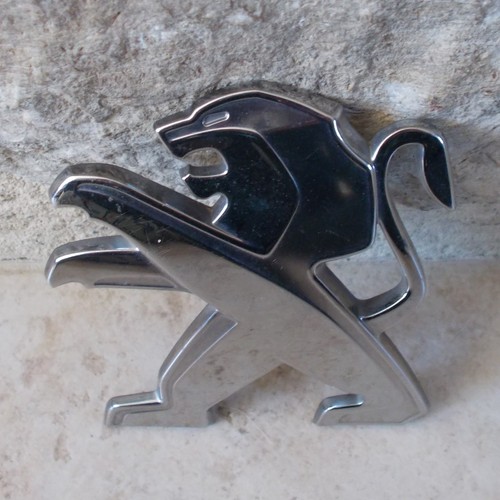 Monogram peugeot lion emblem - monogram,
