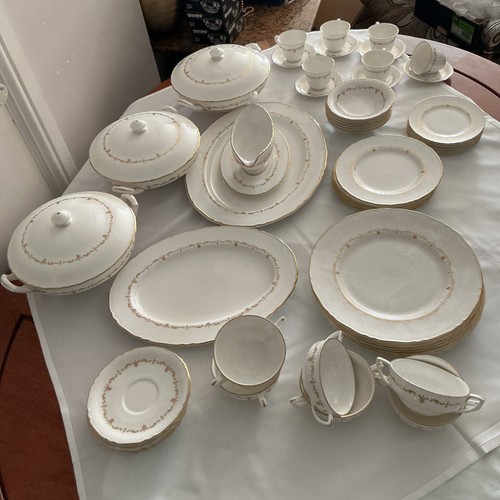 Royal worcester chantilly - chantilly, gold