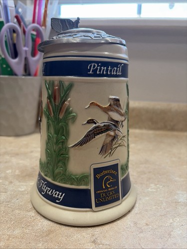 Budweiser beer stein - budweiser, ducks