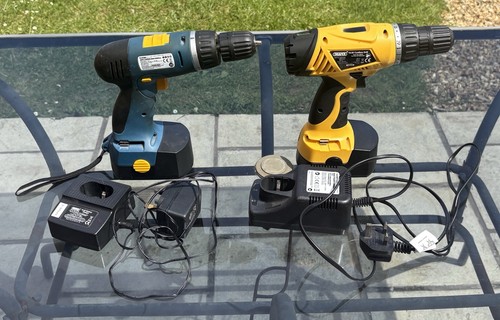Cordless drills with battery - drills,