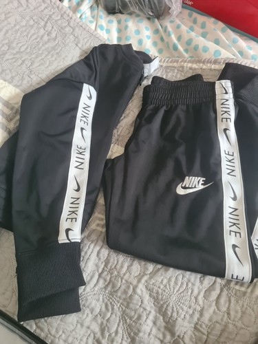 Nike boys tracksuit size - nike,