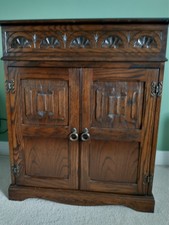 Jaycee solid oak hifi cabinet