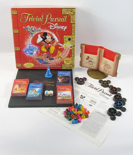 Disney trivial pursuit pixar - pursuit,