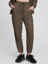 Gap GapFit Crinkle Nylon