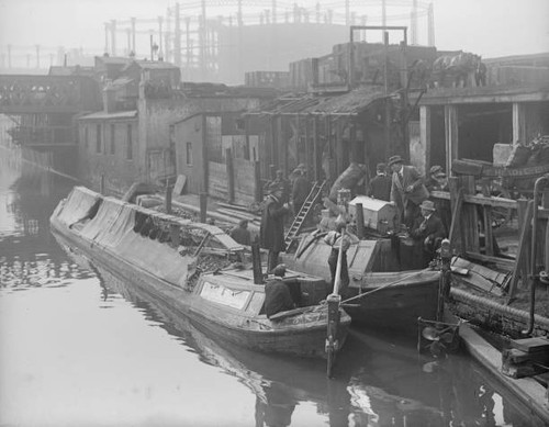 Coal barge 1917 motor - coal, a