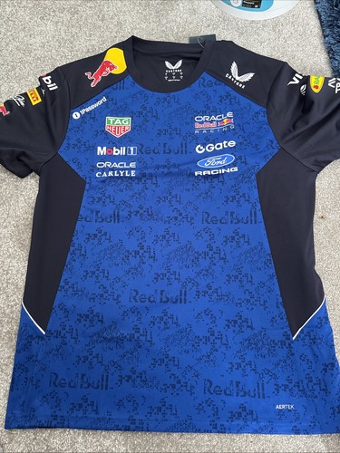 Oracle 2026 red - red, bull