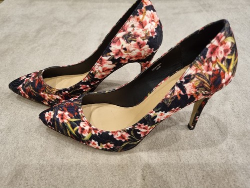 Floral stiletto shoes size - floral,