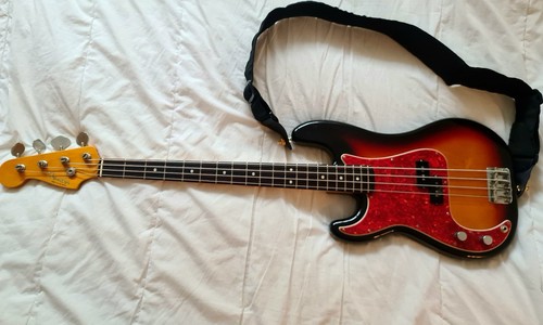 Fender precision bass left - fender,