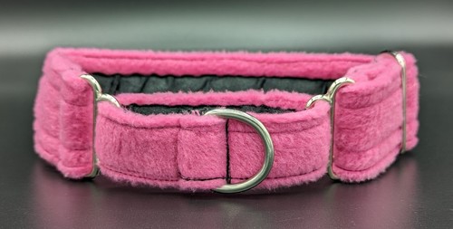 Soft pink fleece martingale - soft,