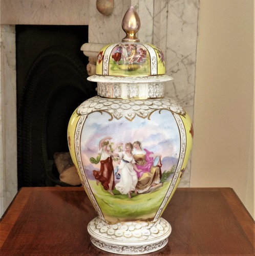 Dresden ginger jar - urn, helena