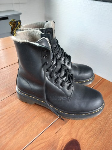 Martens serena boots - boots, size