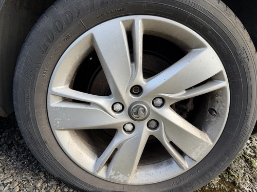 Vauxhall astra diesel - j, 17”
