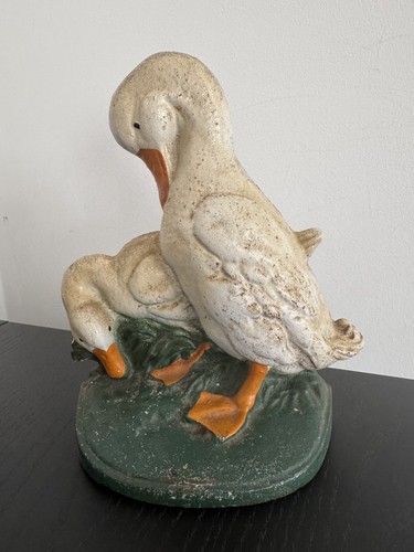 Vintage metal cast iron duck - vintage, /