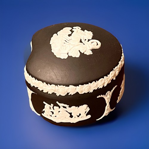 Wedgwood jasperware black - wedgwood,