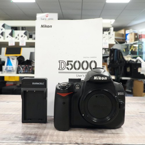 Used nikon d5000 body 10347 - nikon,