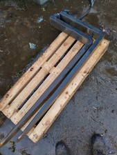 PAIR OF FORKLIFT FORKS Class