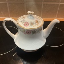 Paragon / Royal Albert Belinda