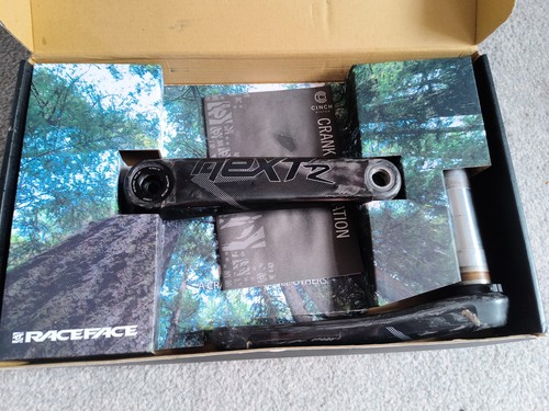 Race face next carbon - race,