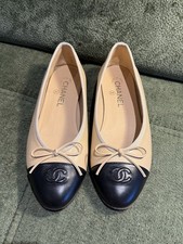 CHANEL Beige & Black Leather