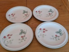 4 x Wedgwood Raspberry Cane