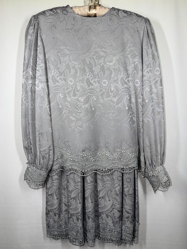 Brownstone studio size grey - studio,