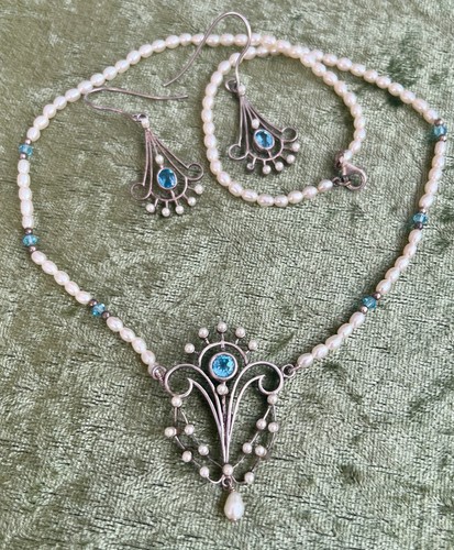 Vintage lavalier style seed - vintage,