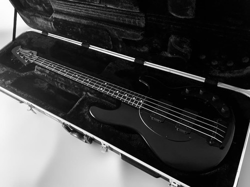 Music man stingray stealth - man, hh