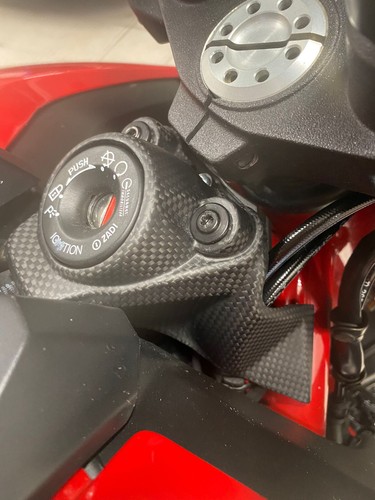 Key cover carbon fuel tank - key,