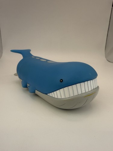 Official wailord 2005 bandai - official,