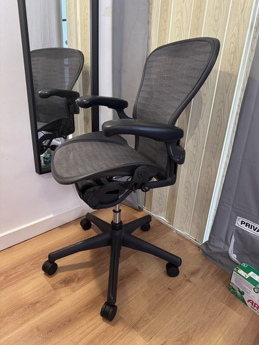 Herman miller aeron classic - miller,