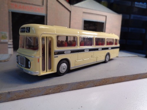 Efe 32203 bristol relh coach - efe,