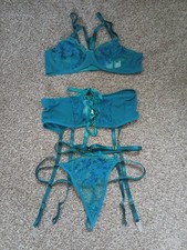 Sexy Three Piece Lingerie Set Bra Suspenders Panties. Brand New. Size Small.