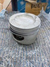 Mercedes M117 560 Piston KS
