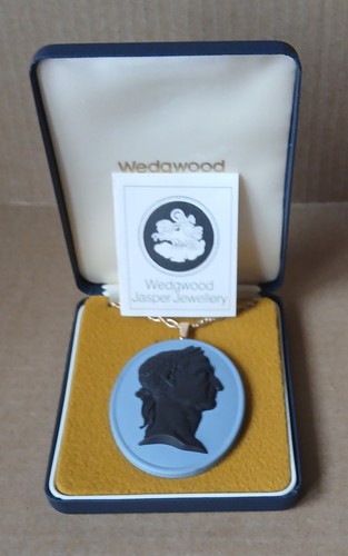 Wedgwood blue black - wedgwood,