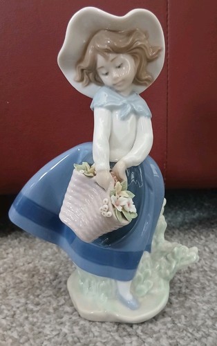 Lladro pretty pickings - lladro,