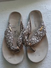 DKNY Flip Flops Womens UK 7