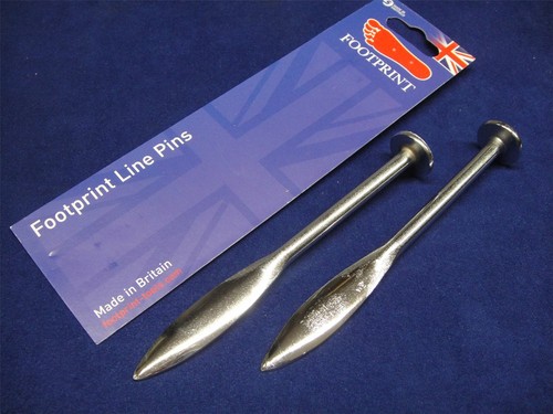 Footprint pair line pins - pair, of