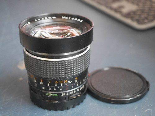 Mamiya sekor 45mm - c, f2.8