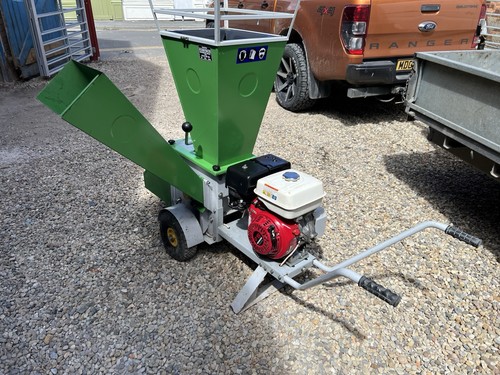Wood chipper garden - shredder,