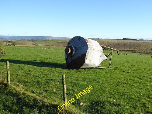 Photo 6x4 old feed - feed, hopper