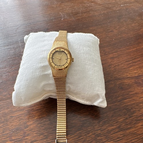 Seiko galaxy ladies gold tone - galaxy,